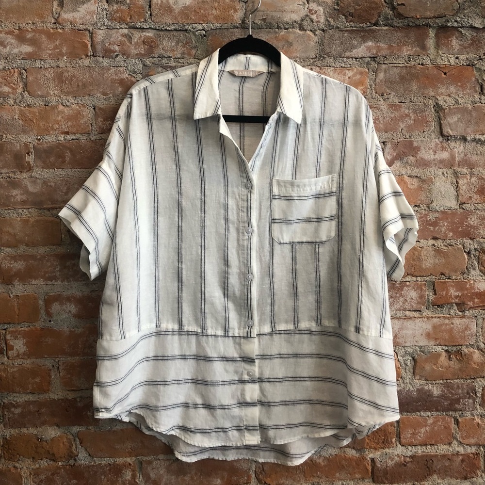 Women’s Athleta Button Shirt